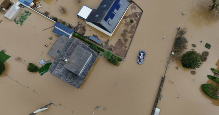 La dépression Ivo et ses pluies s’abattent sur l’Ouest de la France déjà inondé, 3 départements en vigilance rouge