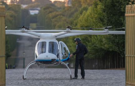 La fin des « taxis volants » à Paris : une occasion manquée pour la France face aux États-Unis et à la Chine ?