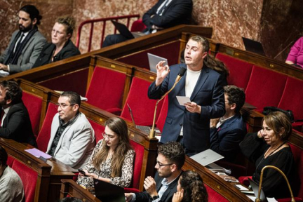 La France insoumise relance la procédure de destitution : un risque de division pour la gauche