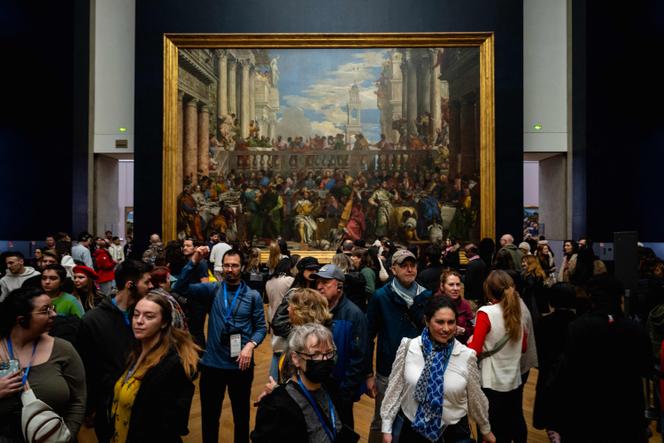 La présidente du Louvre sonne l’alarme sur la vétusté du musée et demande un soutien financier