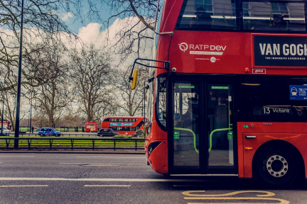 La RATP « en négociations exclusives » pour vendre ses trois réseaux de bus londoniens au géant local FirstGroup