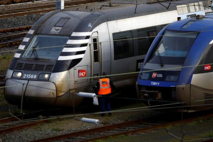 La SNCF entame des négociations salariales sur fond de grève