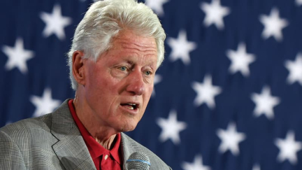 L'ancien président américain Bill Clinton, âgé de 78 ans, est sorti de l'hôpital après une fièvre