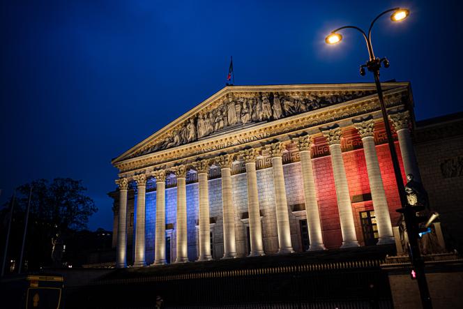 Le Parlement suspendu à la nomination d’un nouveau gouvernement