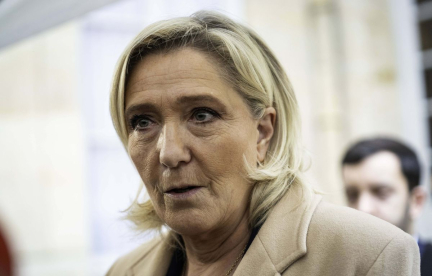 Le procès du RN : L'avocat de Marine Le Pen tente d'éviter sa "mort politique"