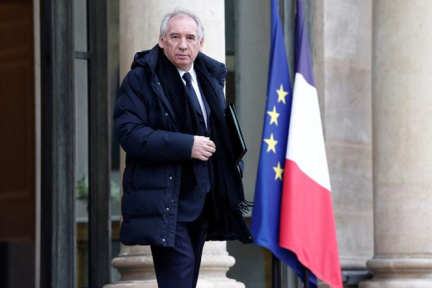 Le réquisitoire de François Bayrou contre les régions