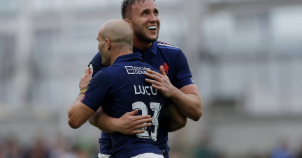 Le XV de France fait exploser l’Irlande et prend les commandes du Tournoi des six nations