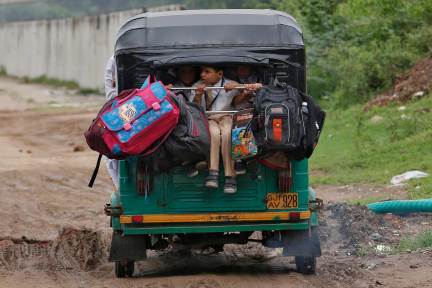 Les événements climatiques ont perturbé la scolarité d’un enfant sur sept dans le monde en 2024, estime l’Unicef