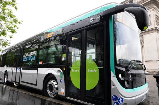 Les incendies de bus électriques à Paris en 2022 : un défaut de batteries pointé du doigt