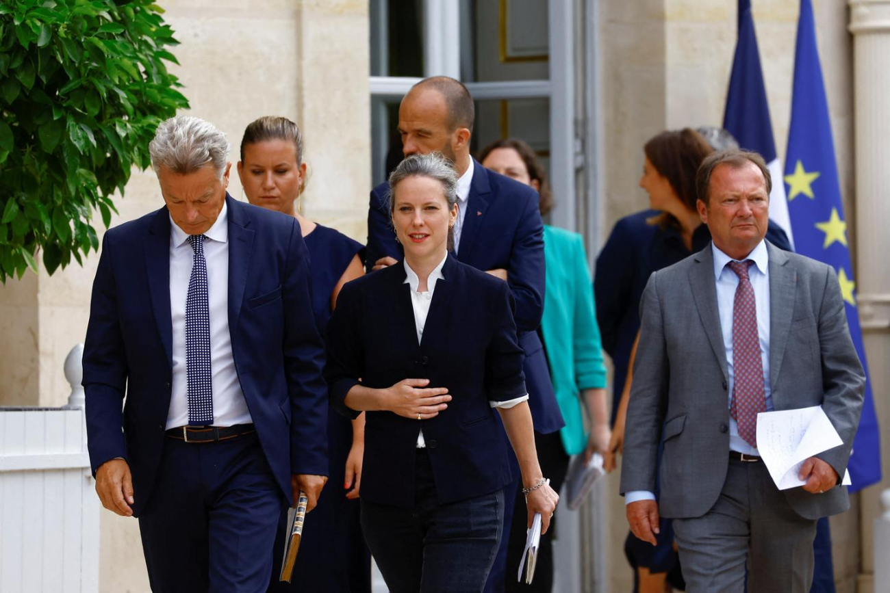 Les représentants du NFP : « Si Michel Barnier impose son budget par 49.3, nos groupes parlementaires déposeront une motion de censure »