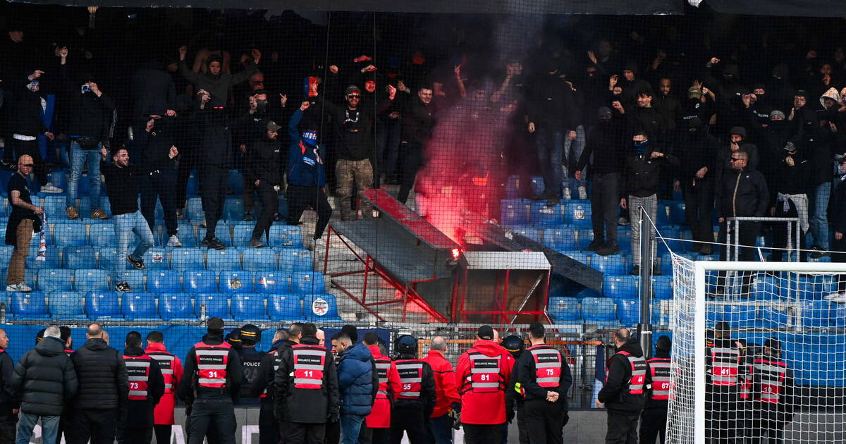 Ligue 1 : le match entre Montpellier et Saint-Etienne arrêté après un incendie en tribune et des jets de fumigènes sur la pelouse