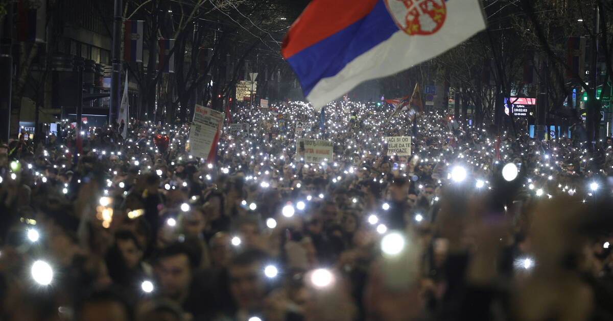 Malgré une mobilisation historique à Belgrade, Vucic s’accroche au pouvoir