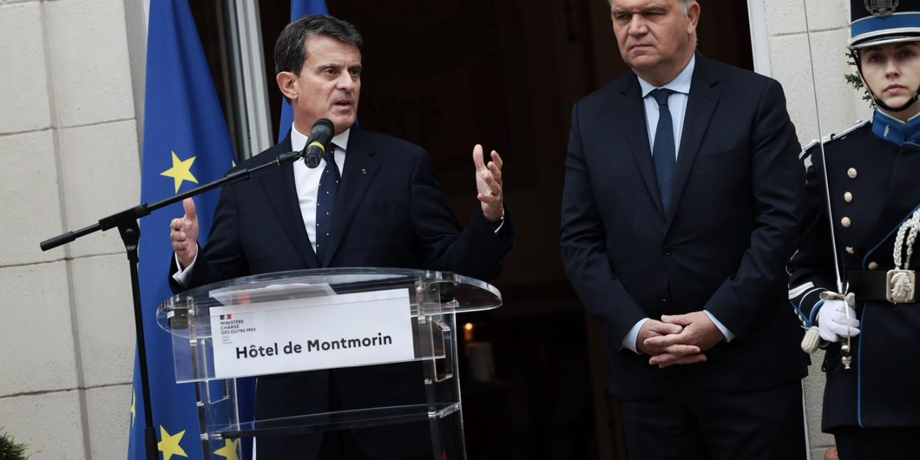 Manuel Valls souhaite « reconstruire en mieux et différemment » après le passage dévastateur du cyclone Chido