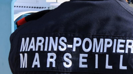 Marseille: deux passants gravement blessés par la chute d'une vitre en raison des vents violents