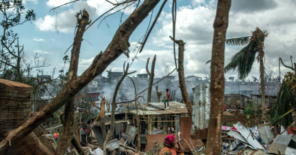 Mayotte : «Je prends en photo des familles qui me demandent de l’eau et de la nourriture, mais je suis comme eux, je n’ai rien»