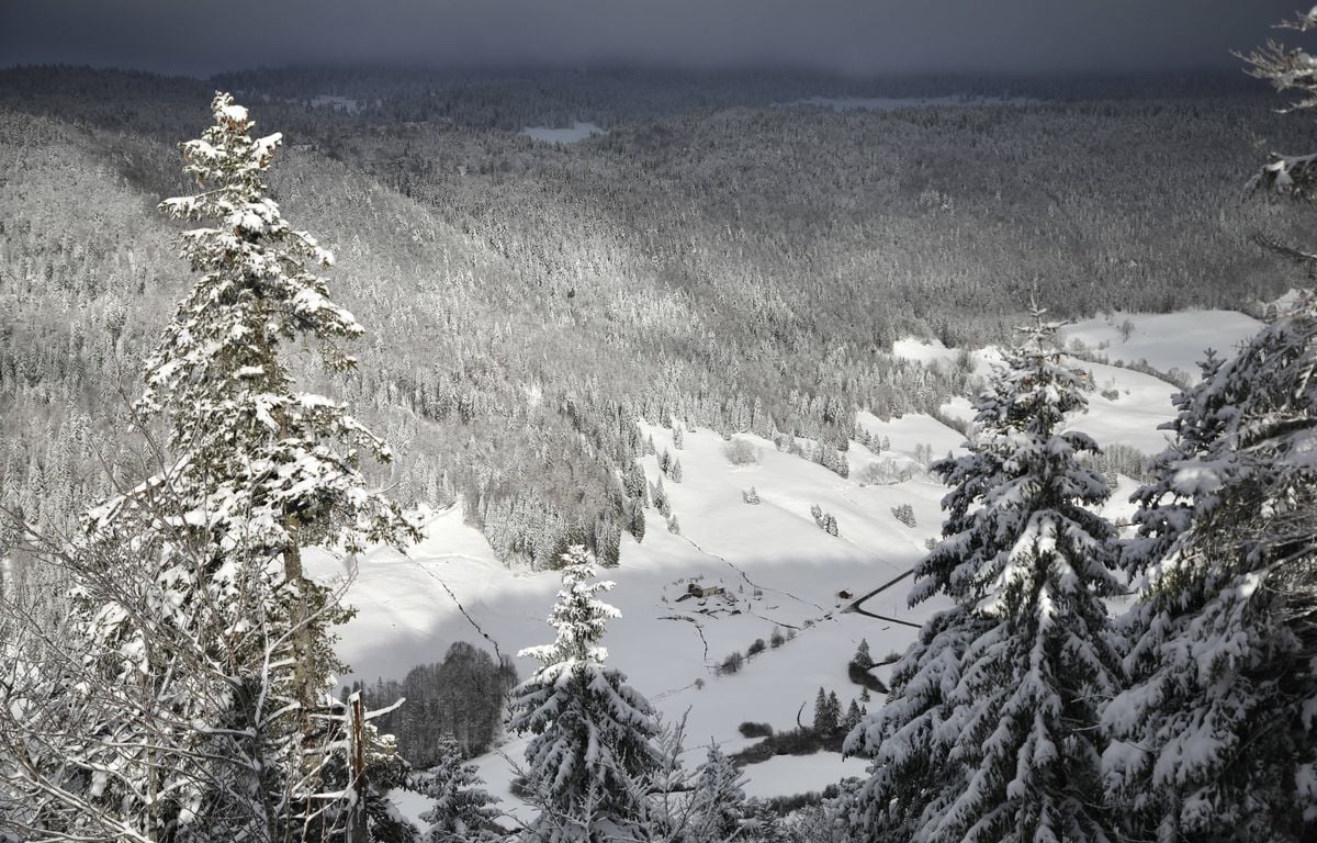 Météo : Fortes chutes de neige et vents violents… Alerte avalanche dans trois départements alpins