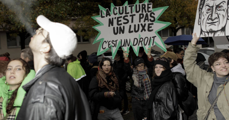 Nantes se mobilise contre les coupes budgétaires en Pays-de-la-Loire : «La culture est un écosystème à protéger»