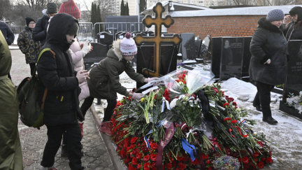 Navalny supporters mark first anniversary of his death as opposition falters