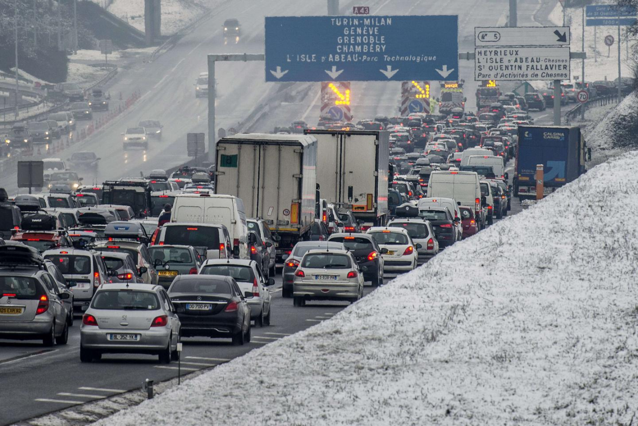 Neige et avalanches : la Haute-Savoie, la Savoie et l’Isère en vigilance orange lundi et mardi