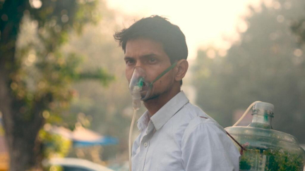 New Delhi suffocates from air pollution in winter