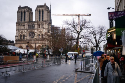 Notre-Dame de Paris, monument « le plus visité de France », va renouer avec la foule de touristes