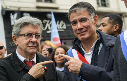 Nouveau Front populaire : Mélenchon accuse le PS de saboter l’alliance en lorgnant hors de la gauche