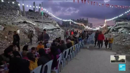 Palestinians mark first day of Ramadan amid devastation in Gaza