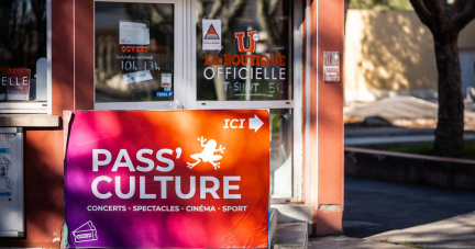 Pass culture : les moins de 17 ans privés du dispositif