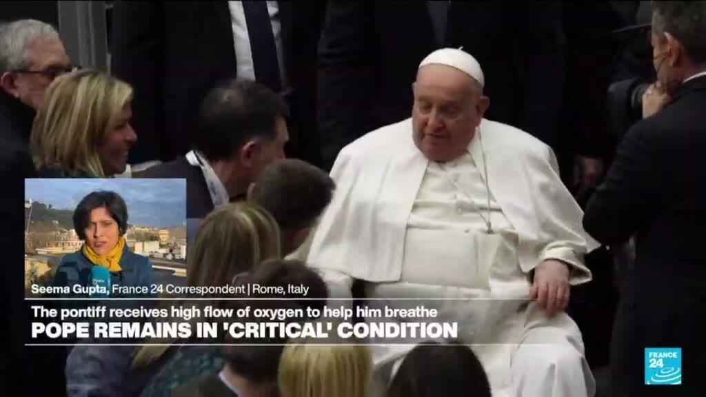 Pope Francis receives high flow of oxygen to help him breath