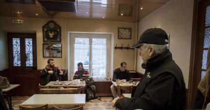 Pour favoriser les bistrots en zone rurale, l’Assemblée vote l’assouplissement de l’obtention des licences IV