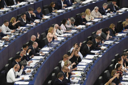 Près d’un tiers des députés européens gardent des activités payées en dehors de leur mandat