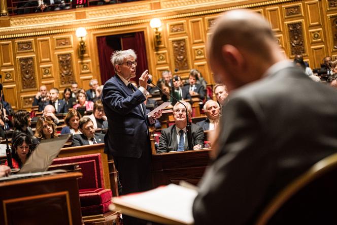 Réforme des bourses pour les étudiants, label pour l’enseignement privé : le ministre Patrick Hetzel se donne du temps pour arbitrer