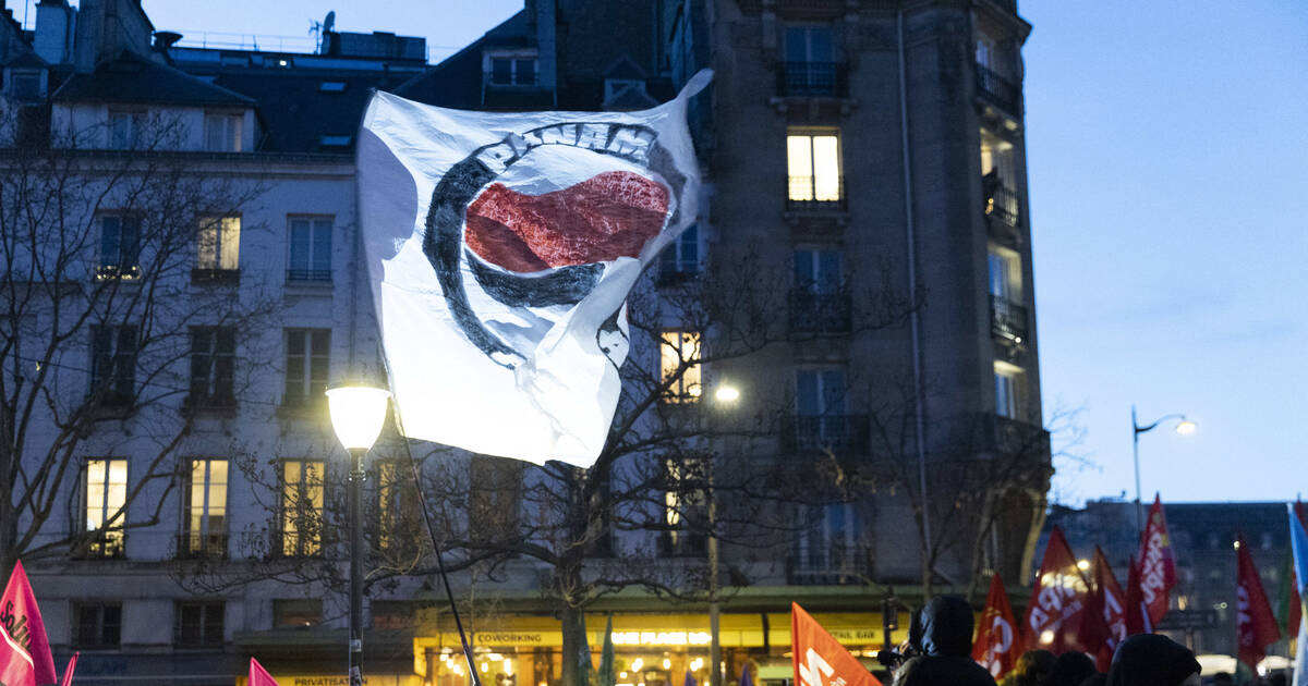 «Retailleau légitime les groupuscules d’extrême droite» : au rassemblement après l’agression néonazie à Paris, le ministre de l’Intérieur au cœur de la colère