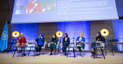 «S’engager pour ne pas choisir entre ses droits et sa survie» : les femmes afghanes donnent de la voix à l’Unesco