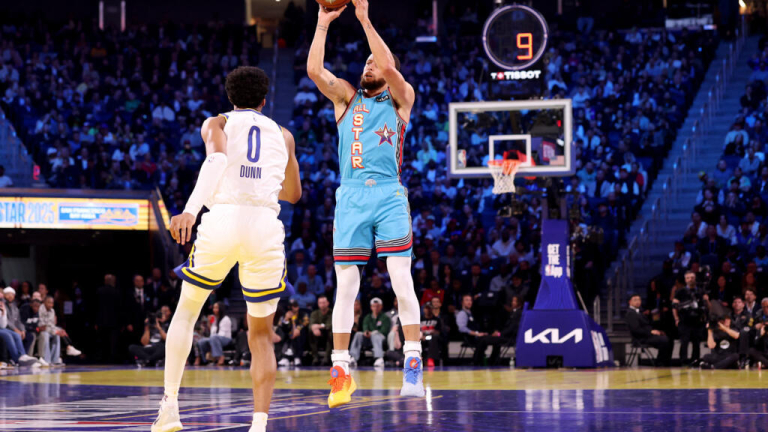 Stephen Curry shines as Team Shaq wins revamped NBA All-Star game