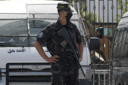 Tunisie : un homme s’immole par le feu près de la grande synagogue de Tunis