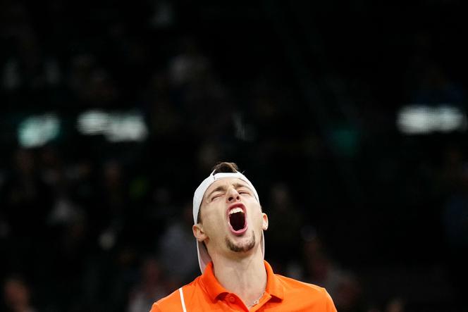 Ugo Humbert se qualifie avec bravoure pour la "der des ders" de Bercy