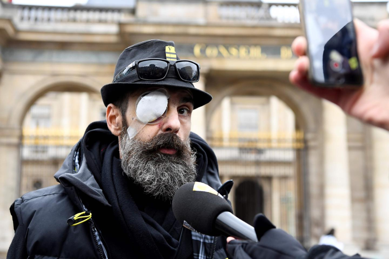 Un policier, suspecté d’avoir éborgné le « gilet jaune » Jérôme Rodrigues en 2019, sera jugé devant une cour criminelle