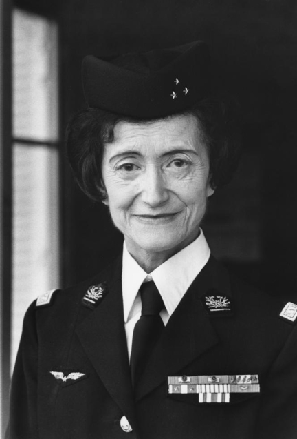 Valérie André, médecin militaire et première femme officier général, est morte