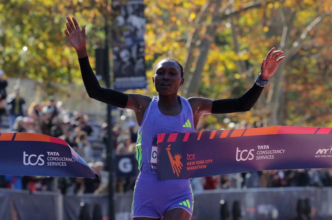 Victoire au marathon de New York : la Kényane Sheila Chepkirui et le Néerlandais Abdi Nageeye s'imposent pour la première fois