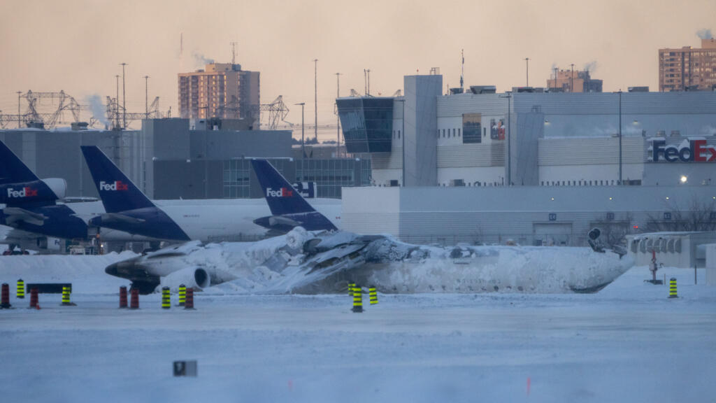 What to know after Delta plane crashs, flips in Toronto