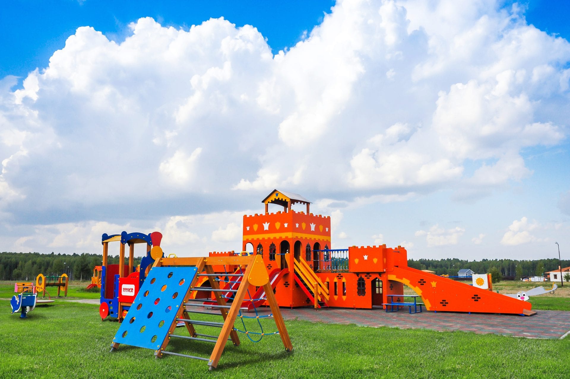 Участок D29, 8,5 соток, ИЖС, с лесными деревьями — КП Green Forest Park, Ступино - фото 1